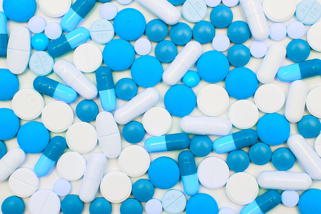 pills representing the question are opioids deadly