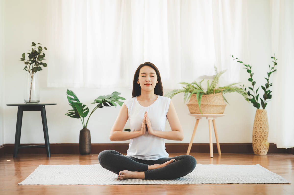 woman experiences the benefits of meditative therapy